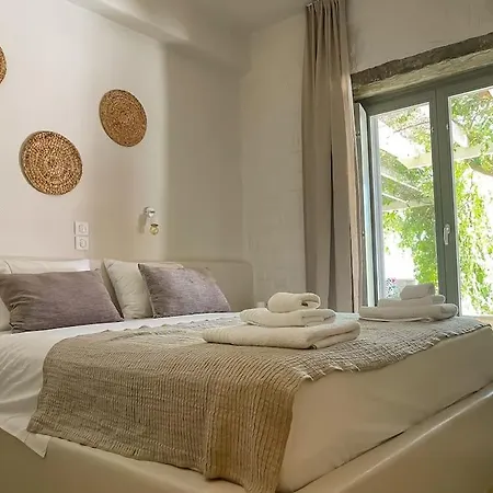Amaryl Seaside Villa Glifades